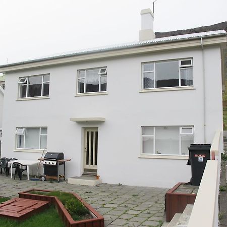 Gentlespace Guesthouse Ísafjörður Oda fotoğraf